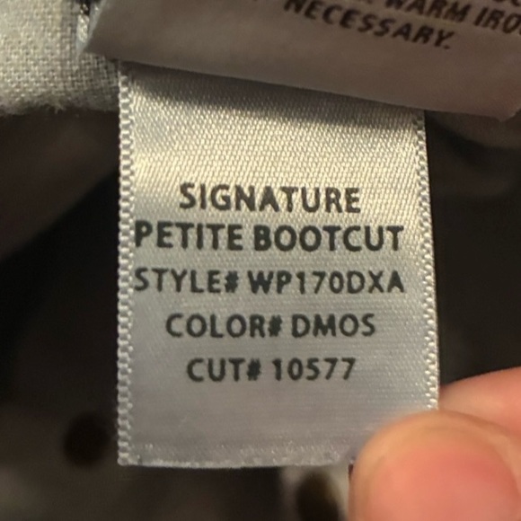 NWT HUDSON PETITE SIGNATURE BOOTCUT JEANS SIZE 24 - Picture 10 of 15